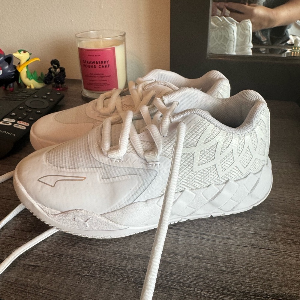 All white kids lamelo ball basketball shoes size 12c